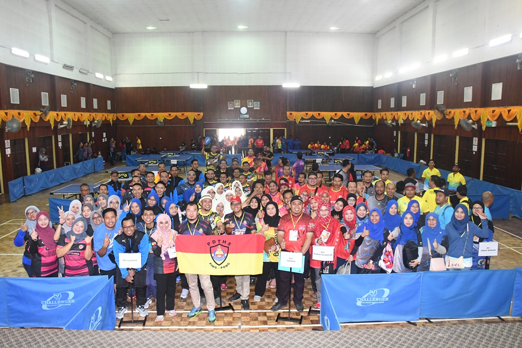 Dewan kompleks sukan kuala langat