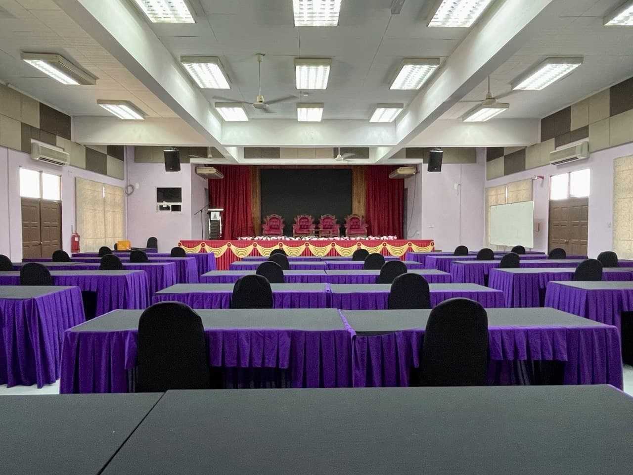 Dewan Kuliah